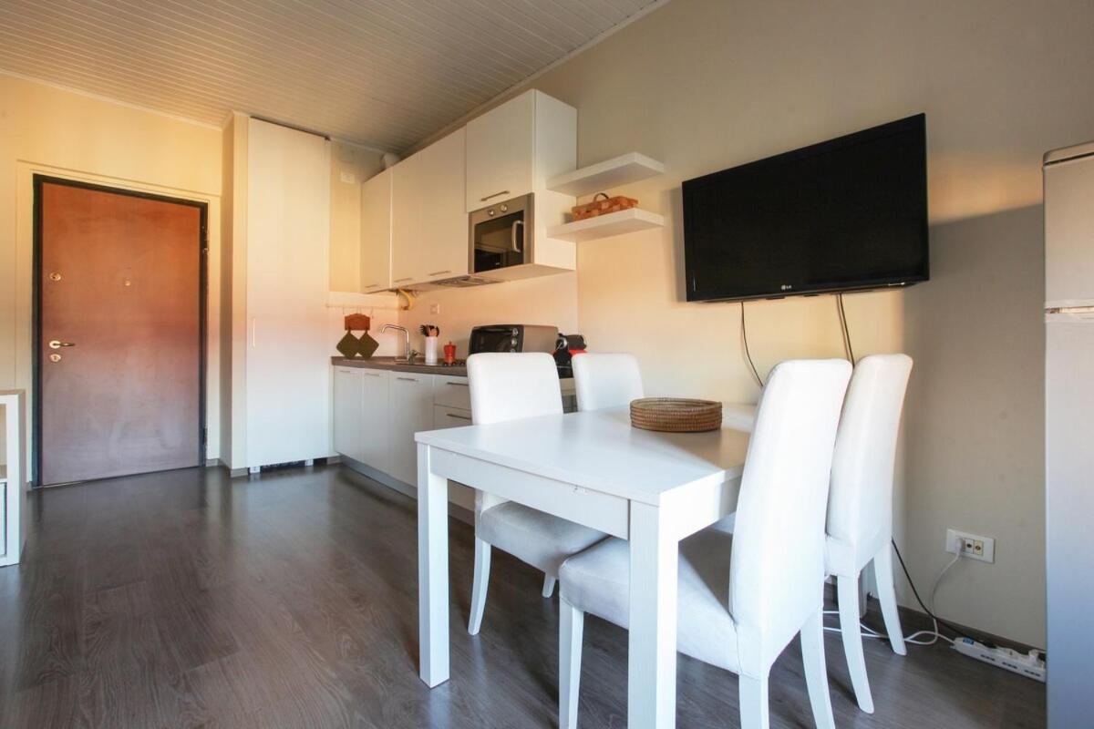 Apartment Charming In The Heart Of Navigli *